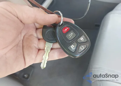 2017 Buick Enclave Leather z USA, uszkodzony, nr VIN 5GAKRBKD9HJ194142